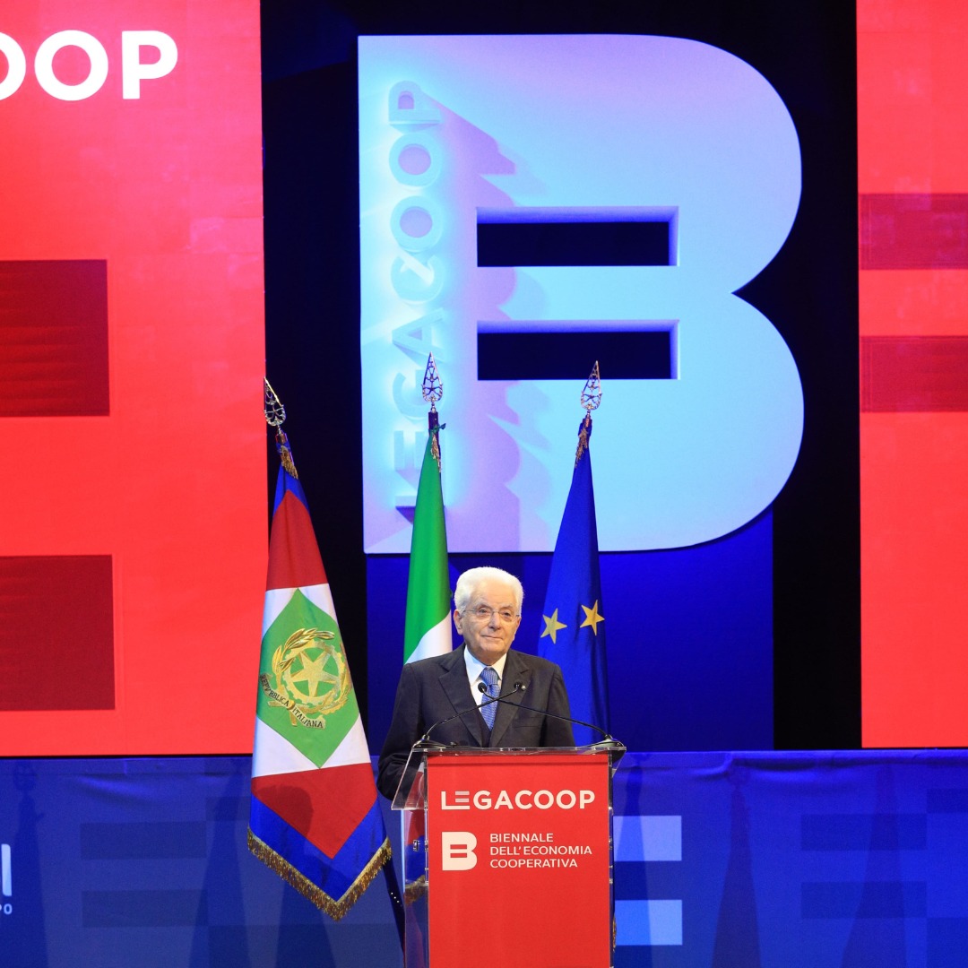 Mattarella inaugura la Biennale dell’economia cooperativa: “cooperazione qualifica il nostro modello sociale”. Guarda il video